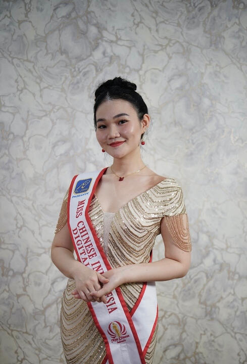 Selly Gouw as Best Social Media Campaign